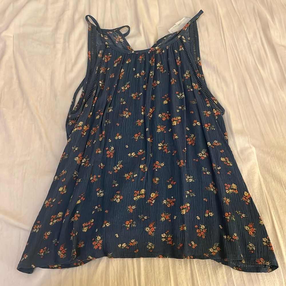 Blue floral tank top